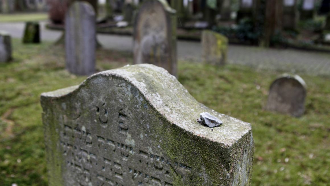 Erste Erwähnung des Jüdischen Friedhofs in Solingen