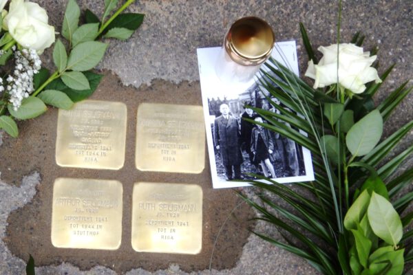 First laying of “Stolpersteine” (stumbling blocks) in Windeck-Rosbach